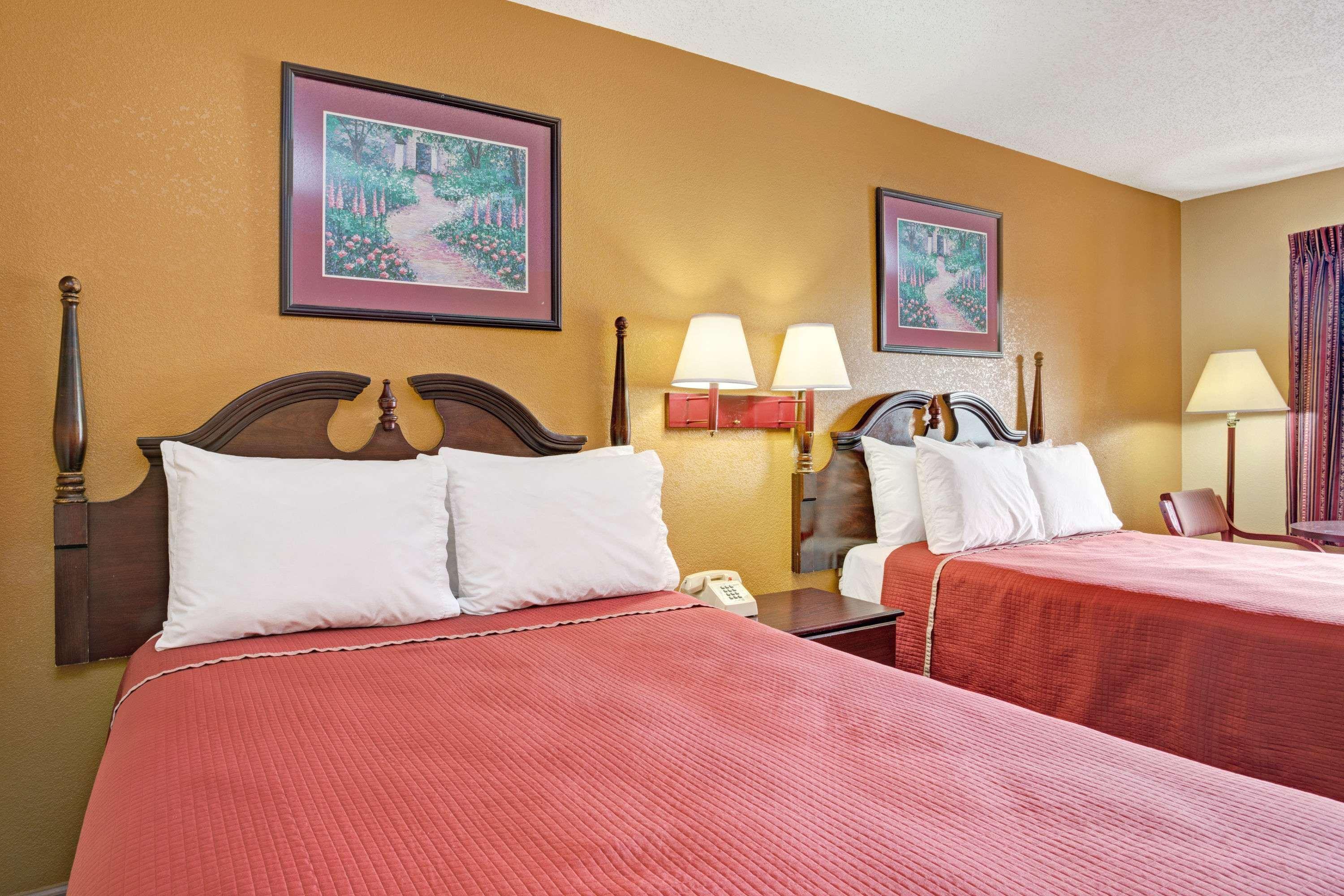 Travelodge By Wyndham Forest Park Atlanta South Exterior foto